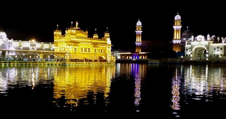 Himachal With Golden Temple & Chandigarh
